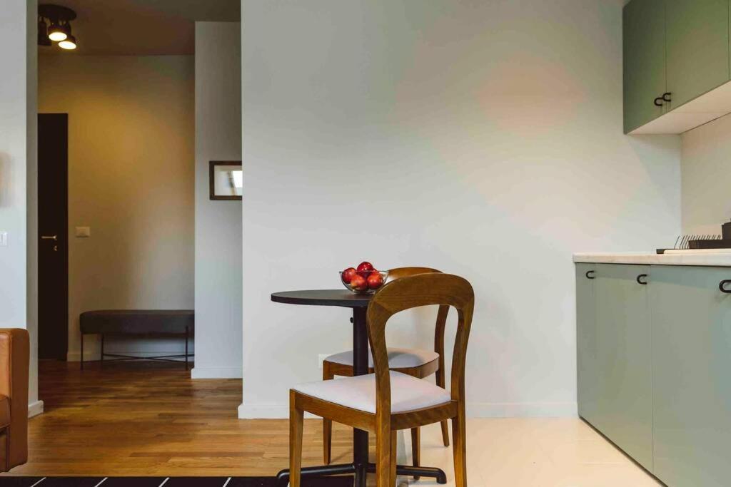 Vivando - Beautiful Studio B + Parking Bucureşti Eksteriør bilde