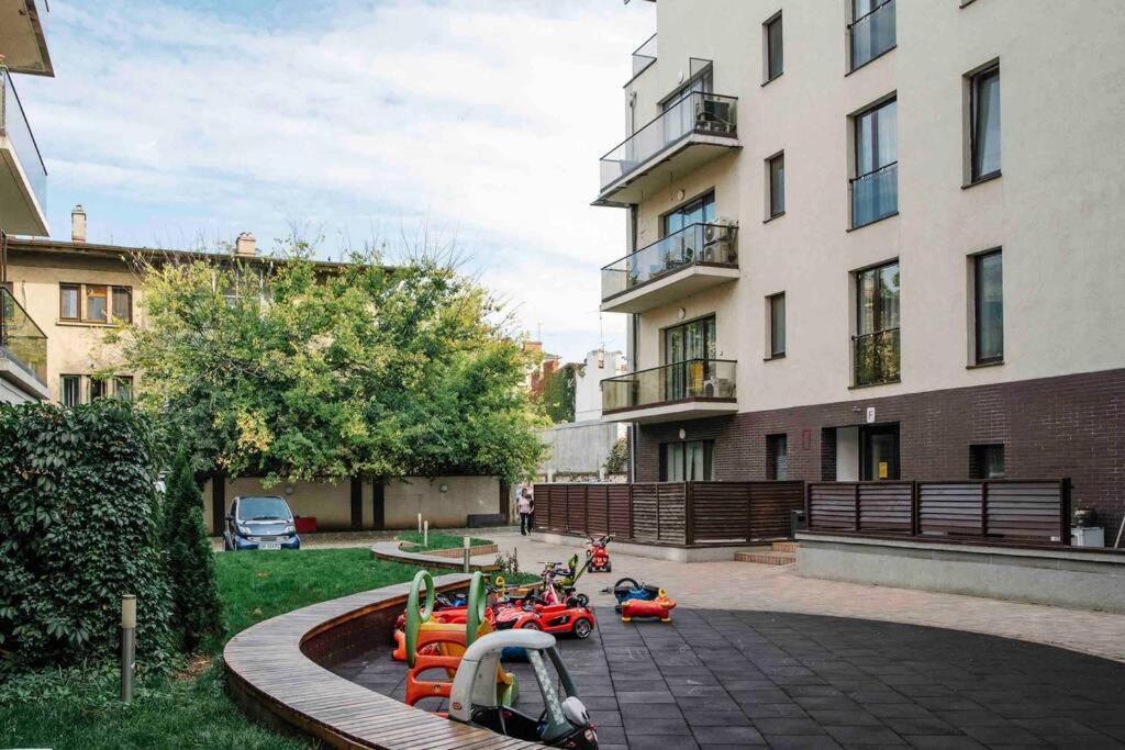 Vivando - Beautiful Studio B + Parking Bucureşti Eksteriør bilde